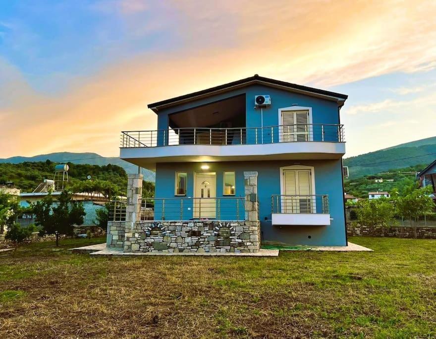 Amla'S Villa Berat Luaran gambar